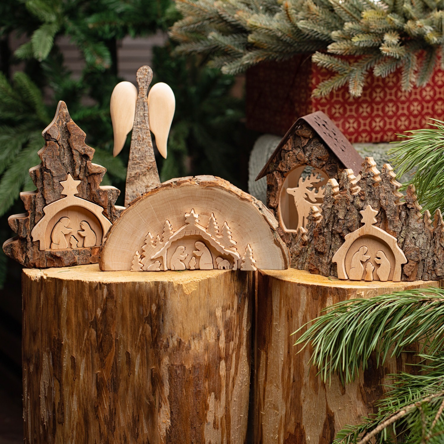 Wooden Christmas Nativity Scene Table Ornament