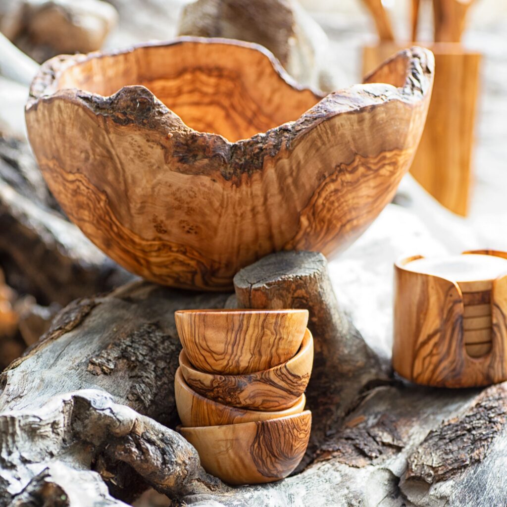 Olive wood bowl and ladle